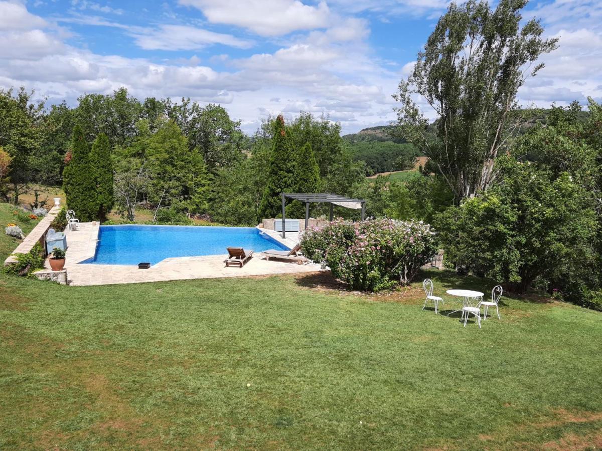 Hotel Manoir Le Moulinal47 - Vue Panoramique Courbiac Exterior foto
